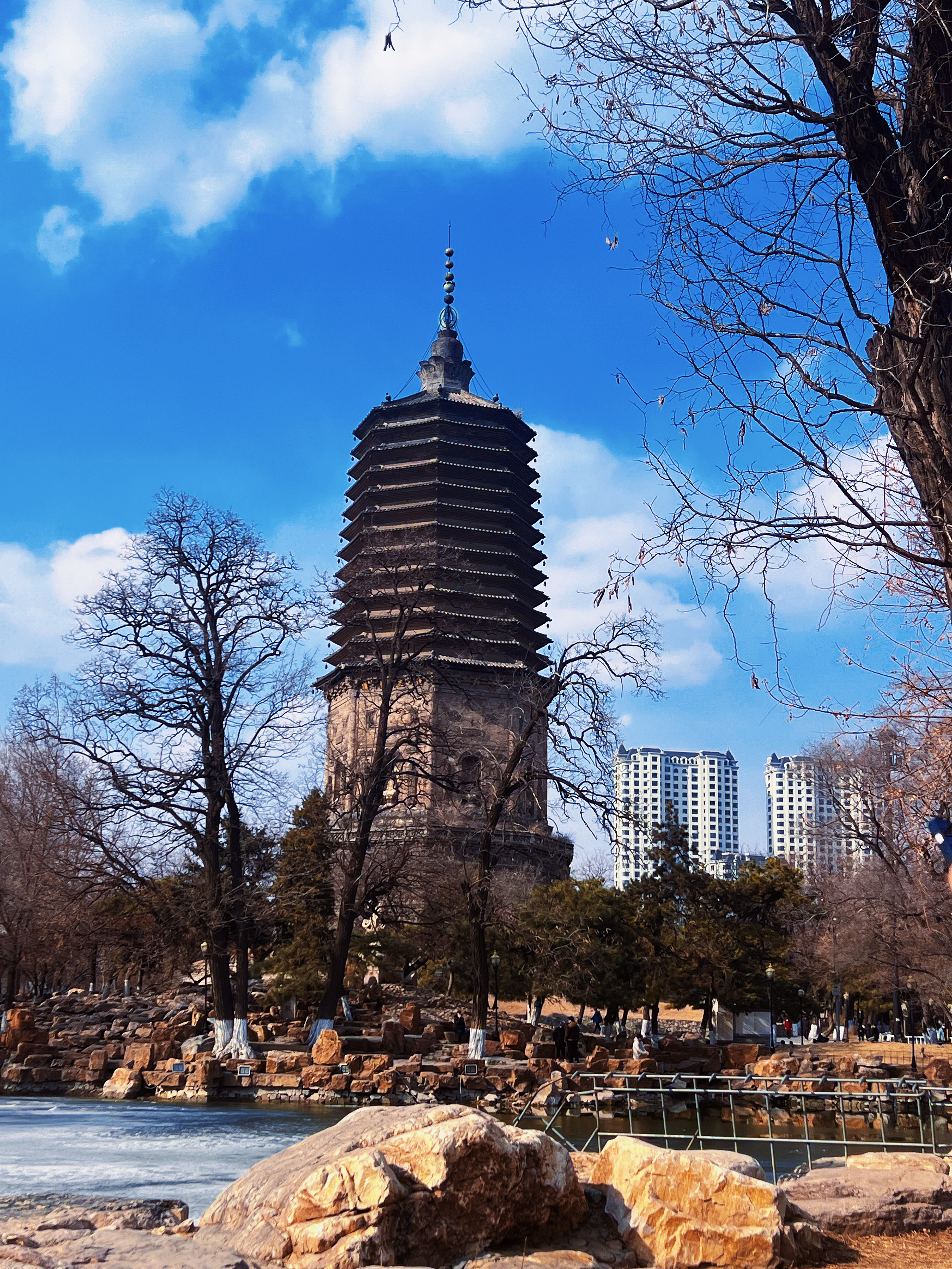 辽阳盛典,嘉宾云集,观众热情如火